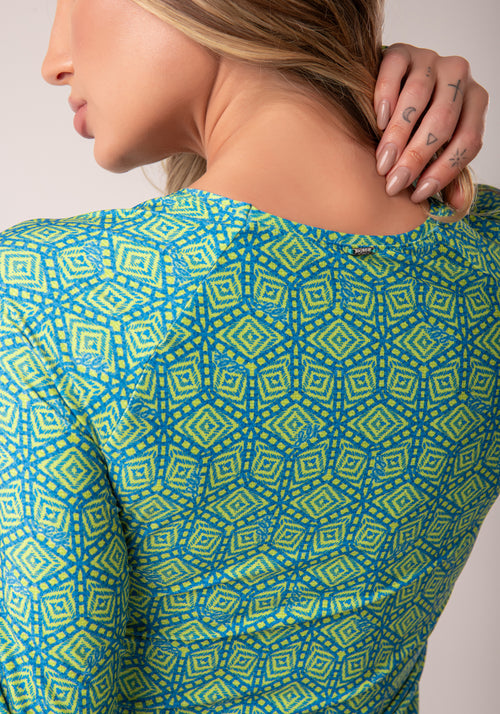 Blusa Uv Manga Longa Estampada Cestaria Verde Al Mare Dlk