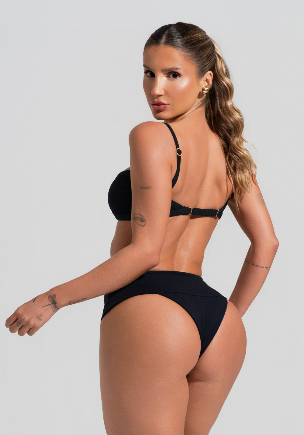 Top Biquíni Faixa Com Textura Solaris Dlk Preto