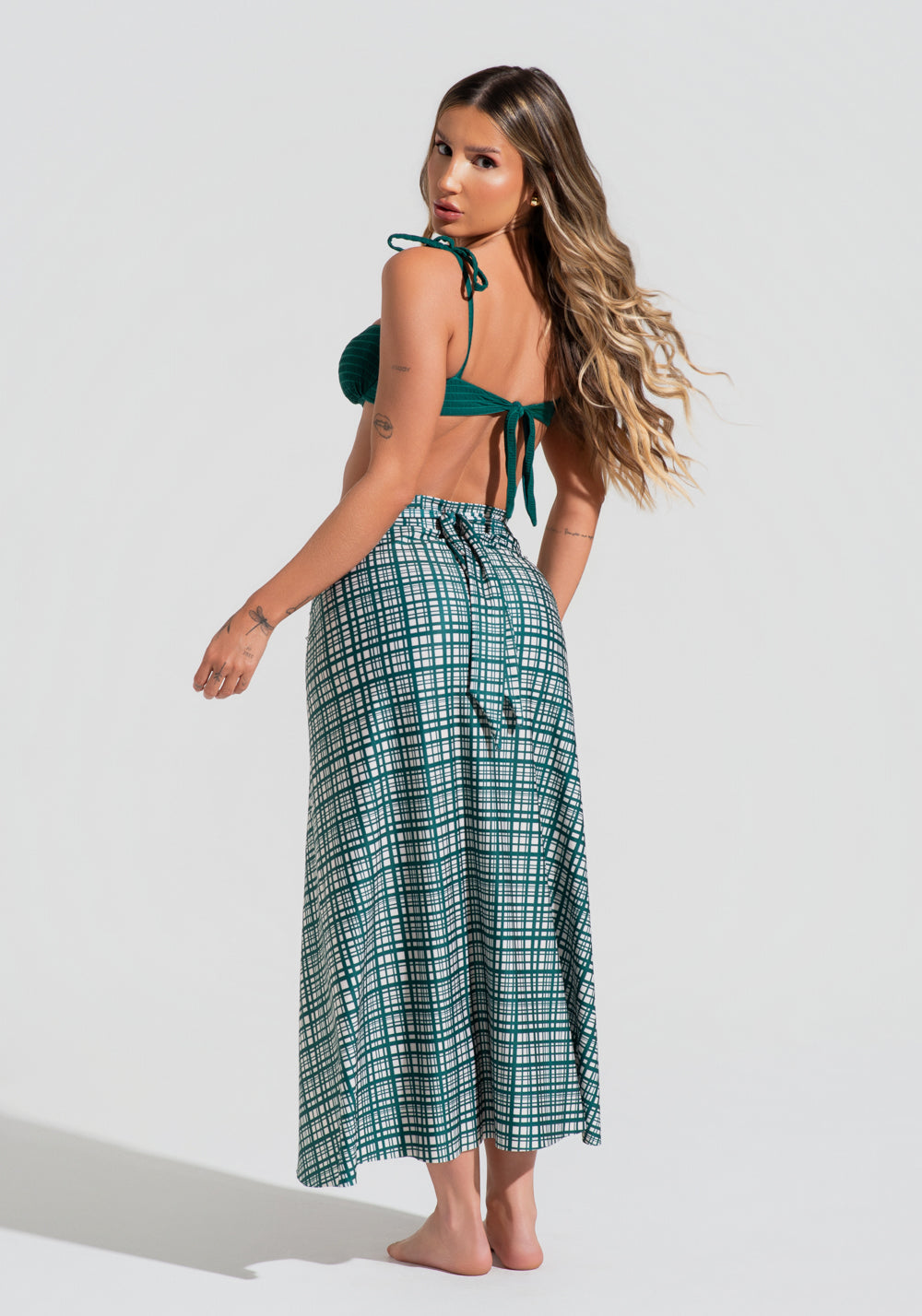 Saia Pareô Longa Solaris Dlk Estampada Xadrez