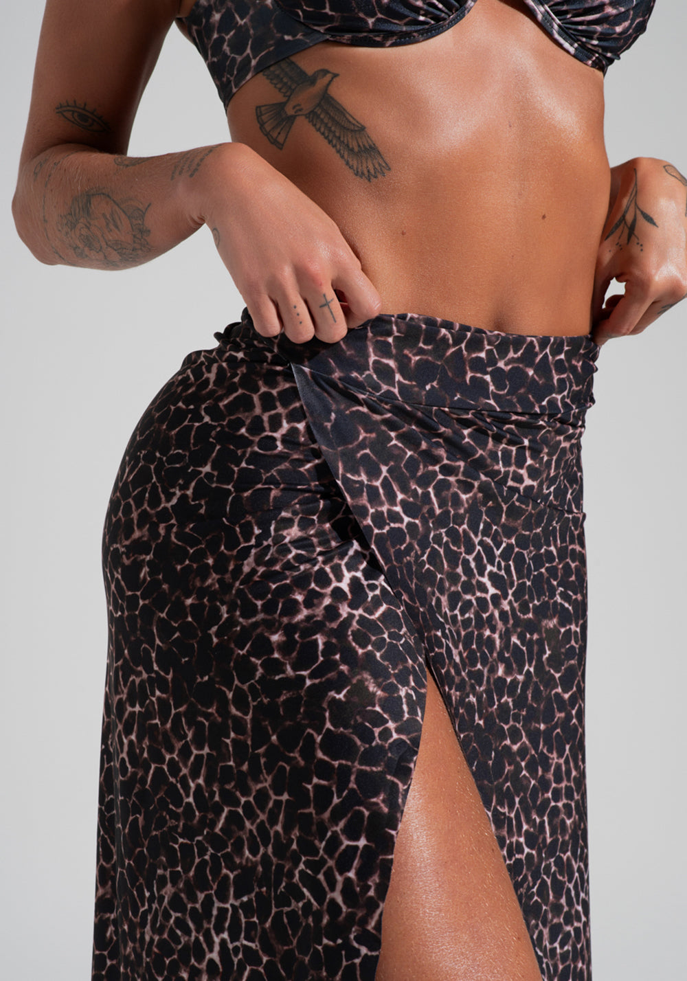Saia Pareô Longa Solaris Dlk Estampada Animal Print