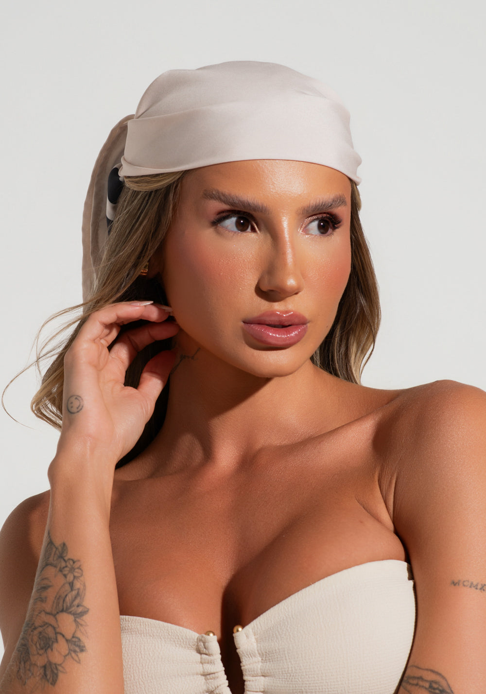 Lenço Feminino Solaris Dlk Off White