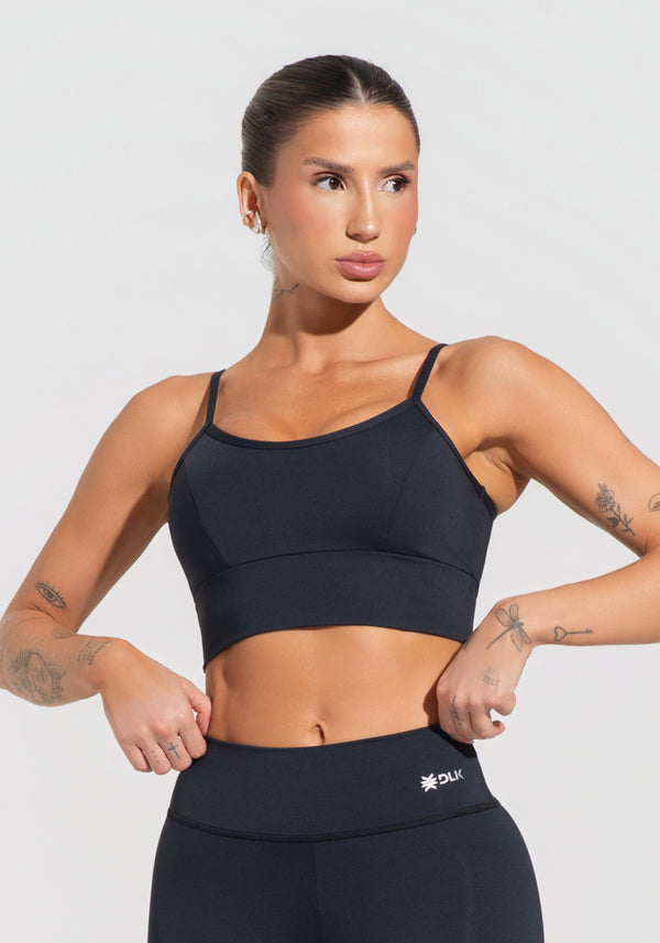 Top Fitness Feminino Preto Com Recortes E Bojo Básico Dlk