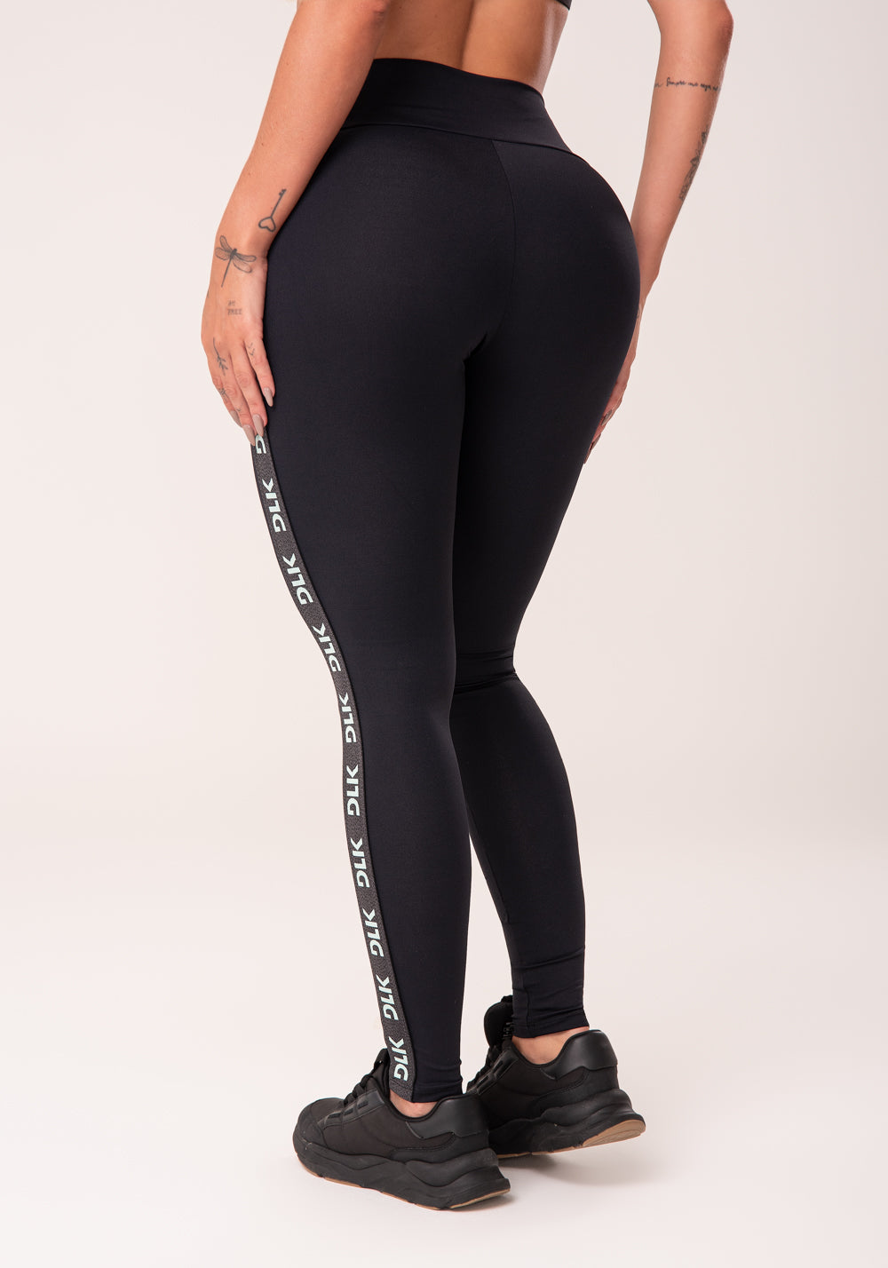 Calça Legging Energy Poliamida Preta Com Elástico Detalhe Azul Dlk