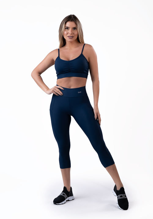 Calça Corsário Azul Marinho Com Bolso Básica Dlk