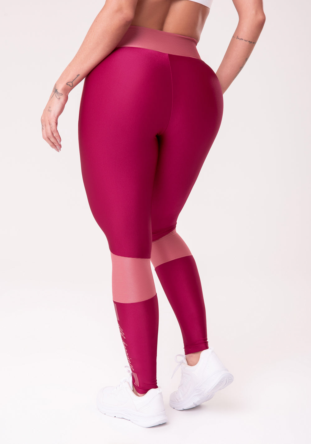 Calça Legging Happiness Com Recortes Texturizado Rosé E Cereja Dlk