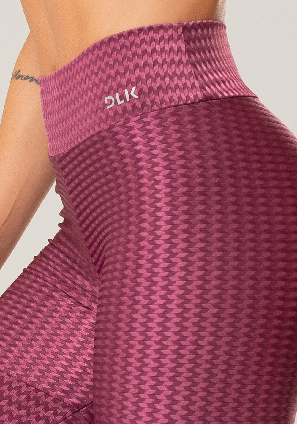 Calça Legging Happiness Com Recortes Roxo Dlk