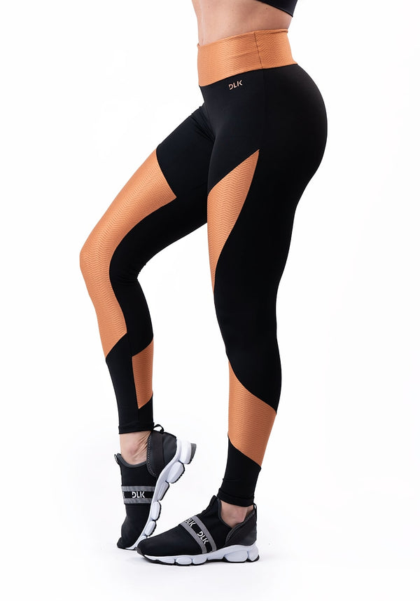 Calça Legging Energy Texturizada Com Recortes Amêndoa Dlk