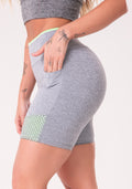 Short Energy Mescla Com Bolsos Detalhe Tela Verde Dlk