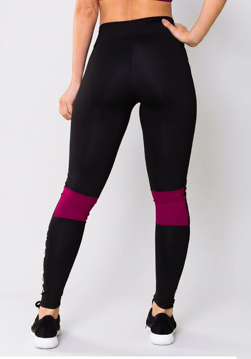 Calça Legging Energy Com Recortes Preto E Roxo Dlk