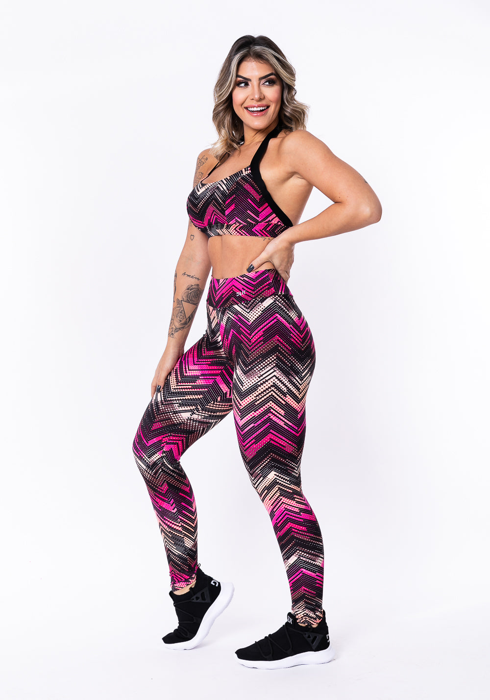 Conjunto Fitness Match Poliamida Estampada Zig Zag Rosa (top+calça) Dlk