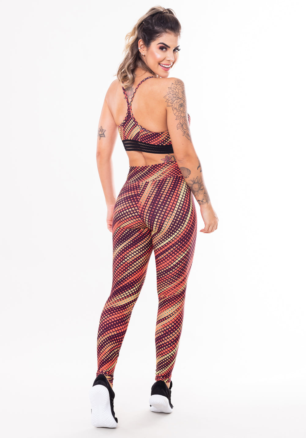 Conjunto Fitness Match Poliamida Estampada Pixel Laranja (top+calça) Dlk