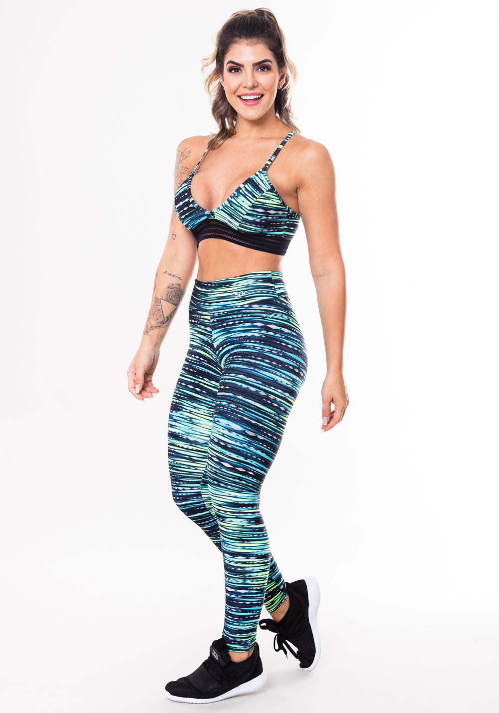 Conjunto Fitness Match Poliamida Estampada Riscos Azuis (top+calça) Dlk