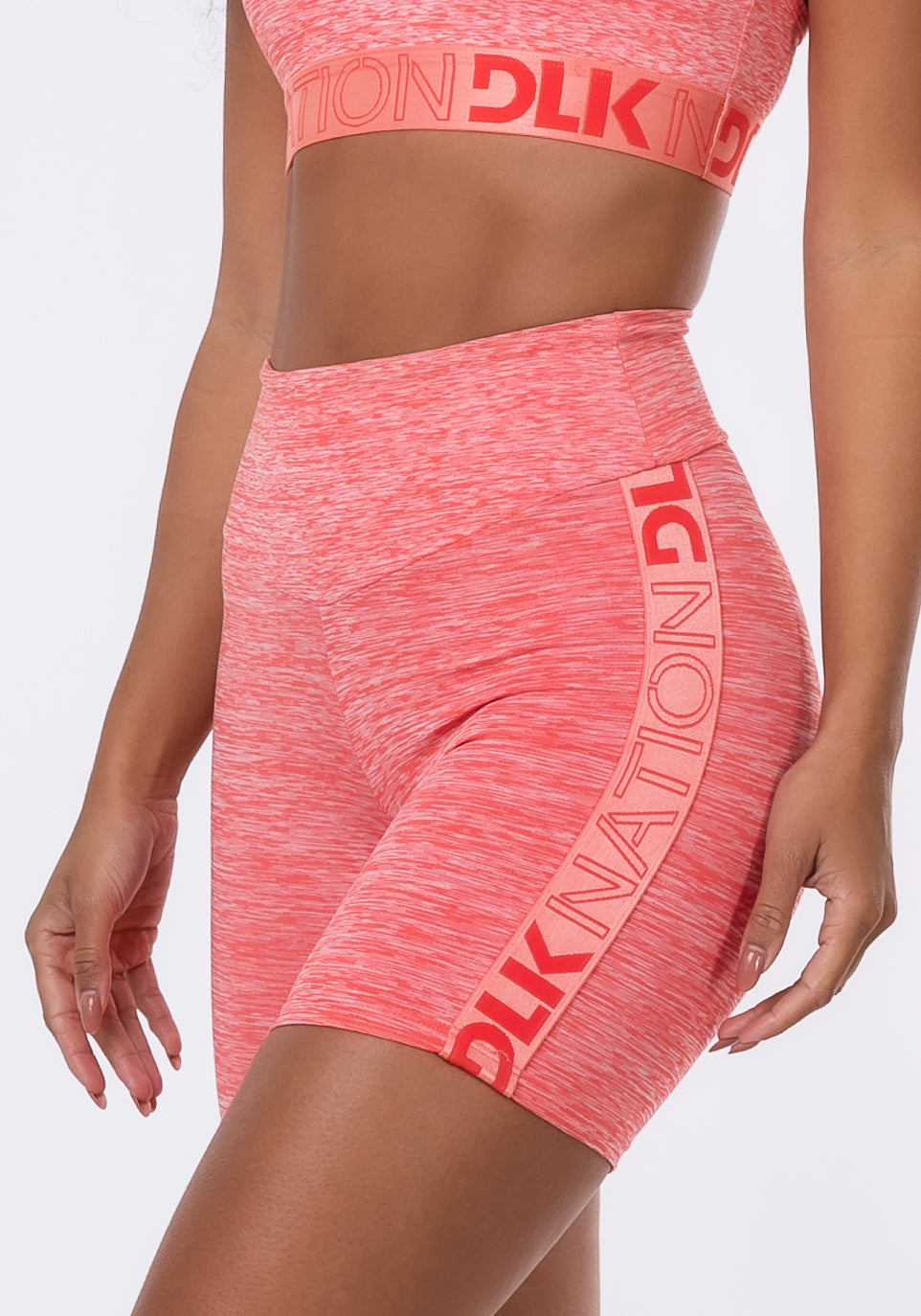 Bermuda Nation Com Elástico Lateral Coral Dlk