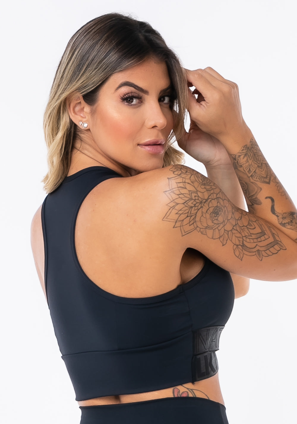 Cropped Sem Bojo Modelo Nadador Nation Com Elástico Cruzado Preto Dlk