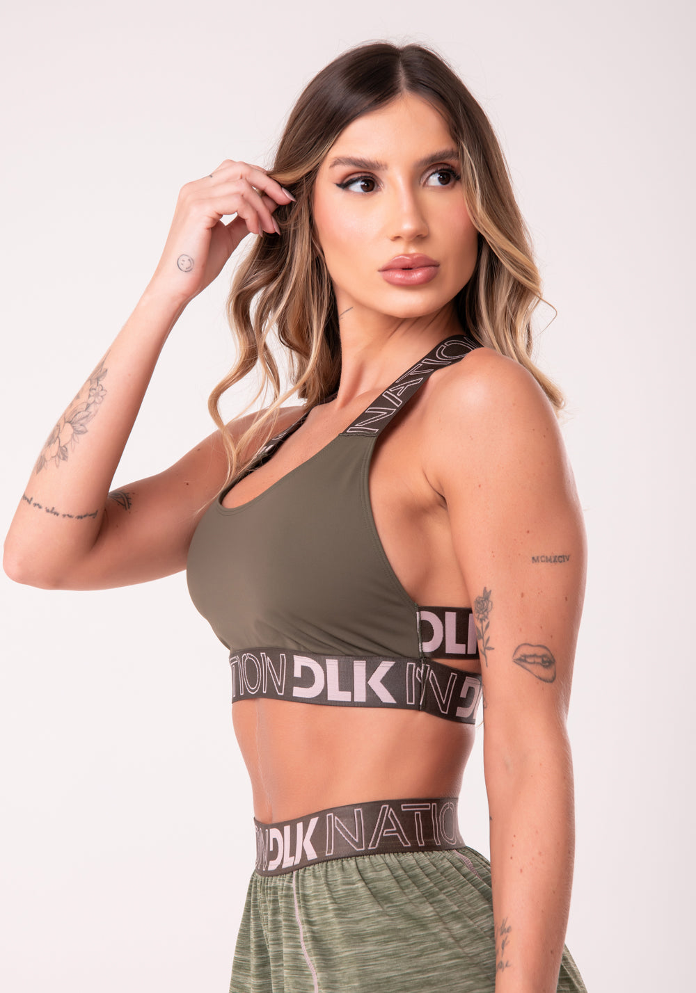 Top Sem Bojo Nation Com Elástico Cruzado Nas Costas Verde Militar Dlk