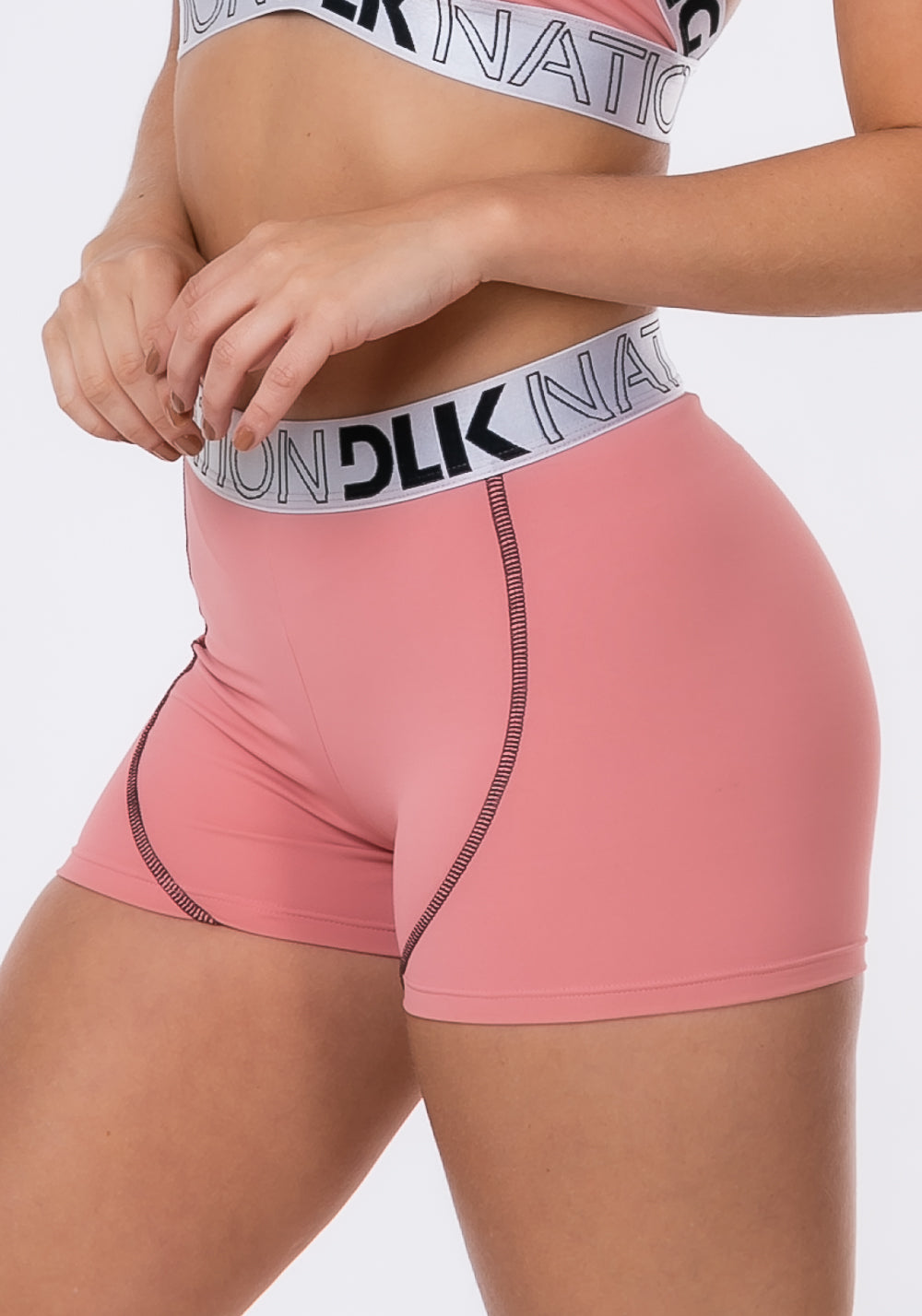 Short Nation Com Elástico Na Cintura Rosa Dlk