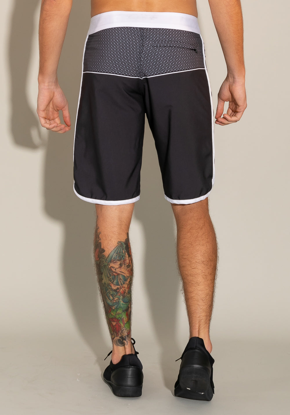 Bermuda For Men Fechamento Em Velcro Círculos Escuros Dlk