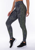 Calça Legging Sublimada Printed Lettering