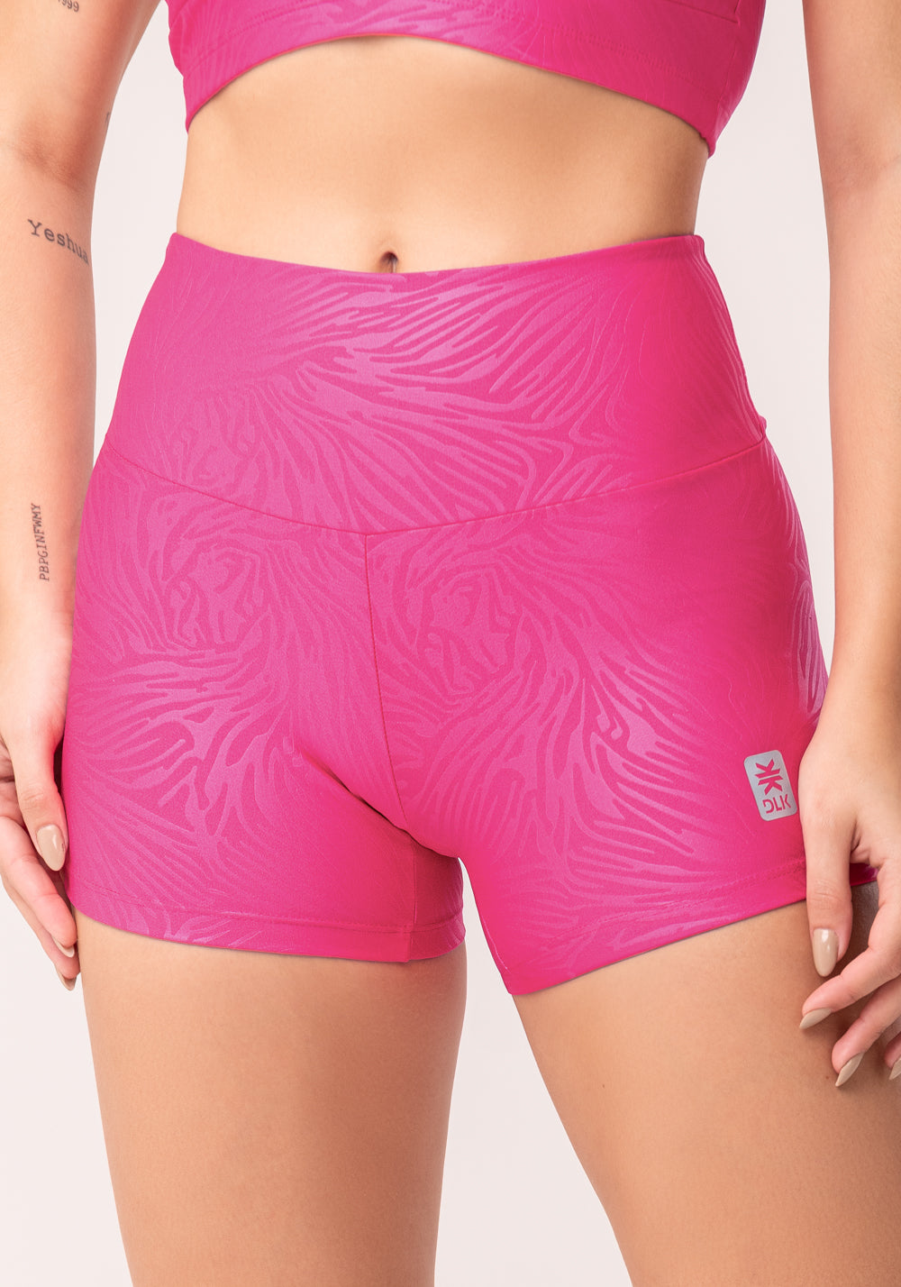 Short Shine Rosa Texturizado Dlk
