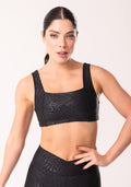 Top Shine Preto Texturizado Decote Reto Dlk