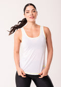 Camiseta Shine Branco Com Tira Nas Costas E Costura Contrastante Amarelo Dlk