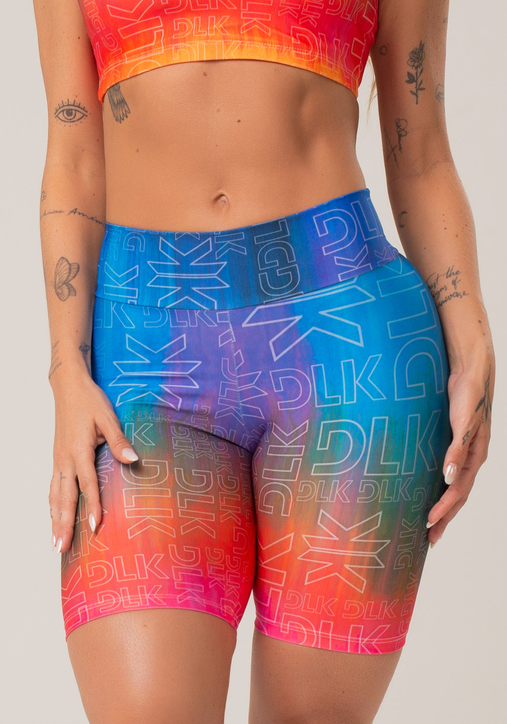 Bermuda Printed Estampado Degradê Logomania Dlk
