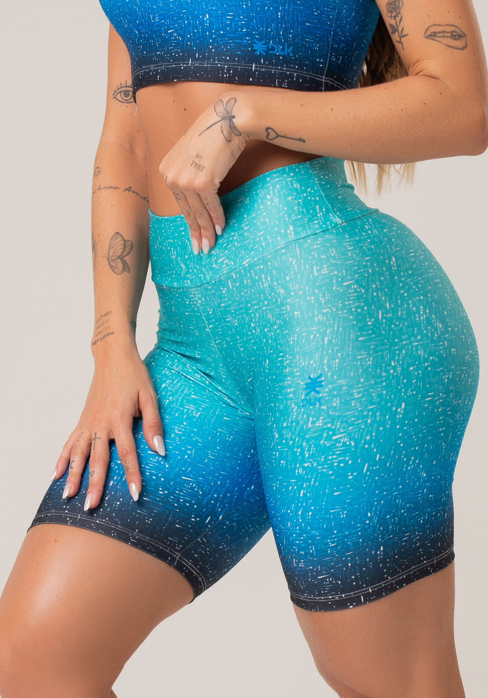 Bermuda Fitness Feminina New Printed Estampada Degradê Azul Dlk