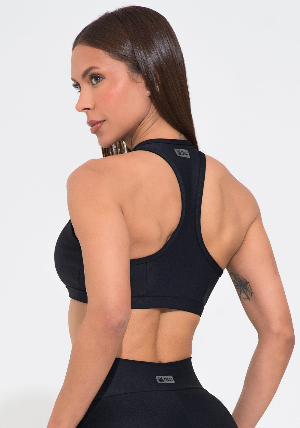 Top Fitness Feminino Preto Decote Transpassado Action Dlk