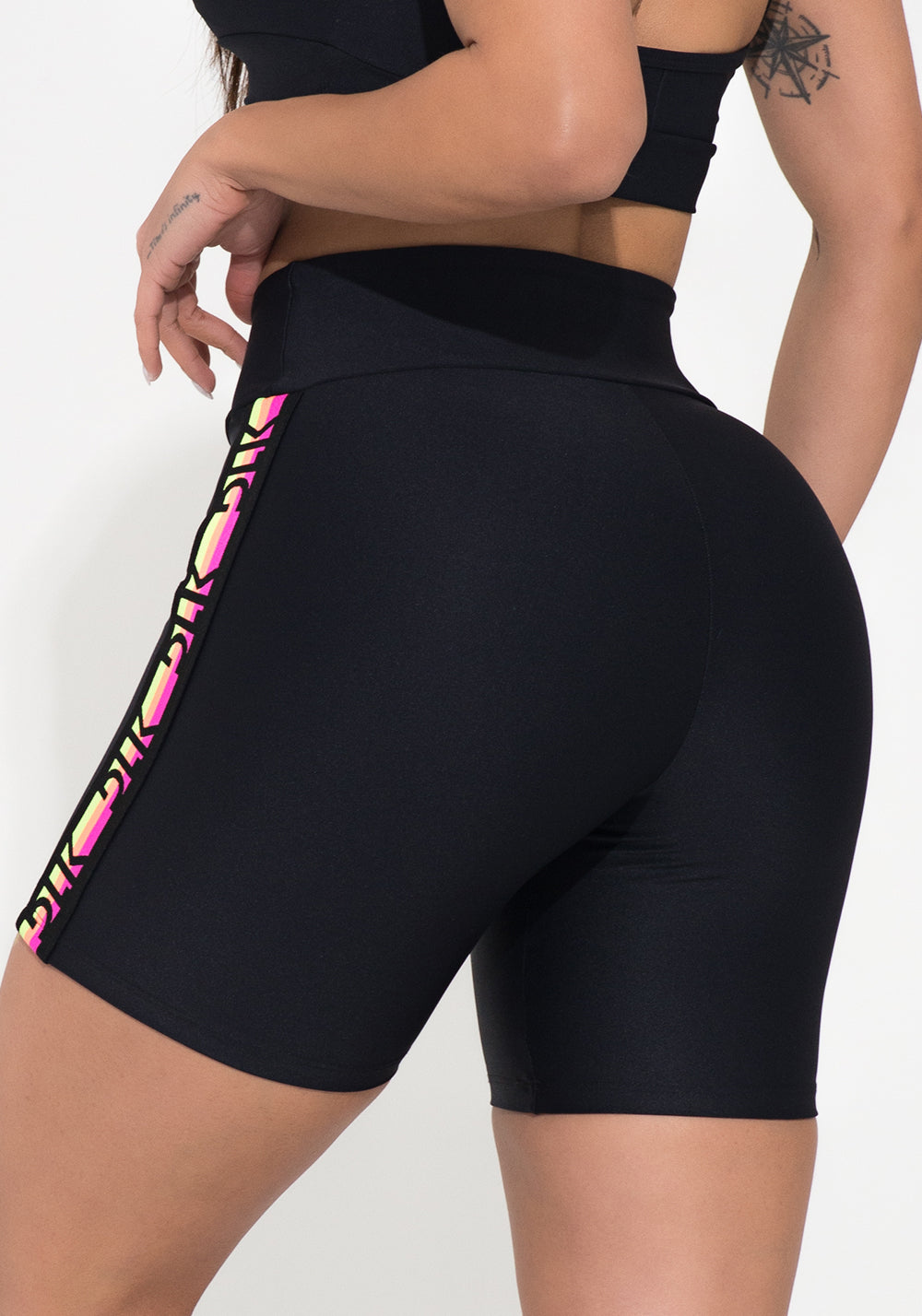 Bermuda Fitness Feminina Preta Elástico Lateral Colorido Action Dlk