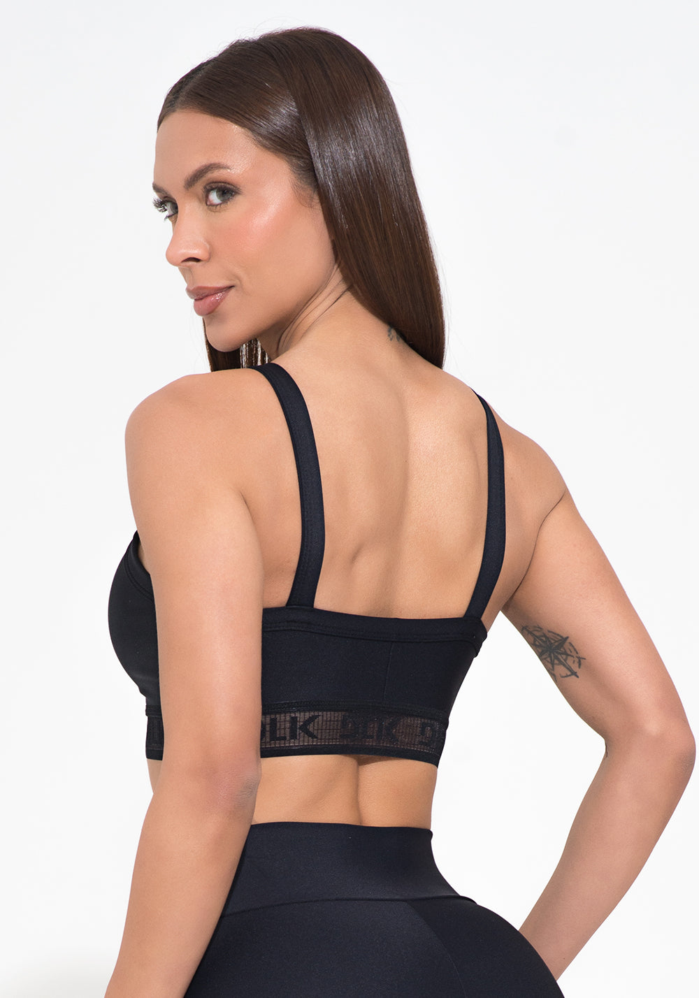 Top Fitness Feminino Preto Elástico Vazado Action Dlk
