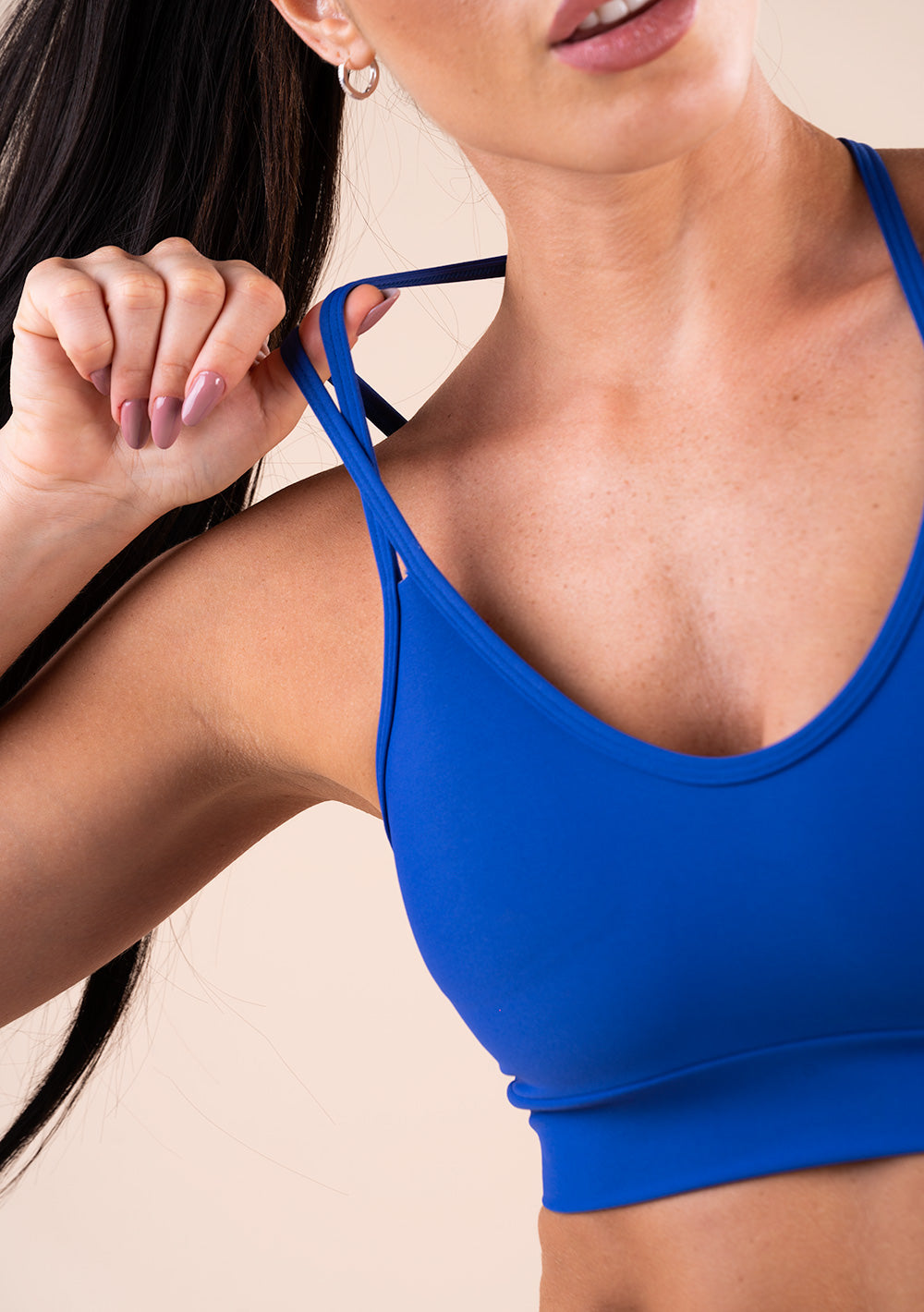 Top Fitness Feminino Com Bojo Azul Alça Dupla E Elástico Action Dlk