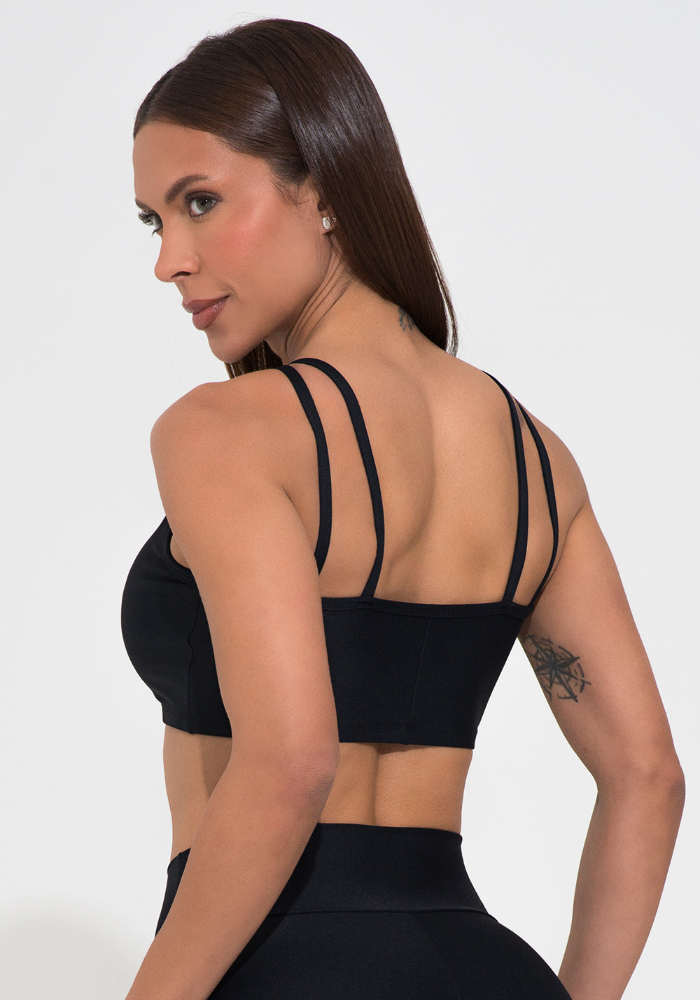 Top Fitness Feminino Preto Decote Gota Com Alça Dupla Action Dlk