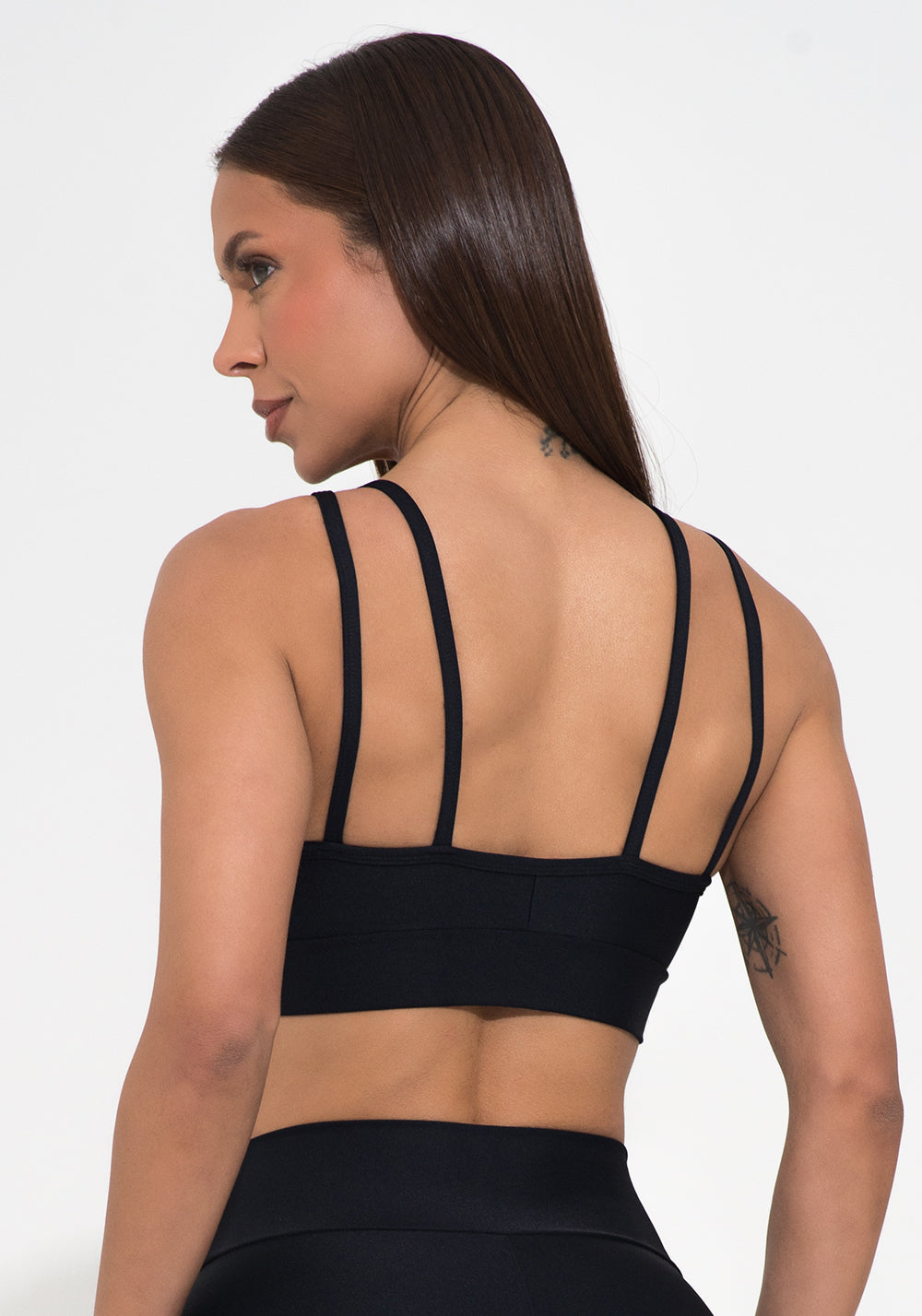 Top Fitness Feminino Preto Com Recorte E Alça Dupla Action Dlk