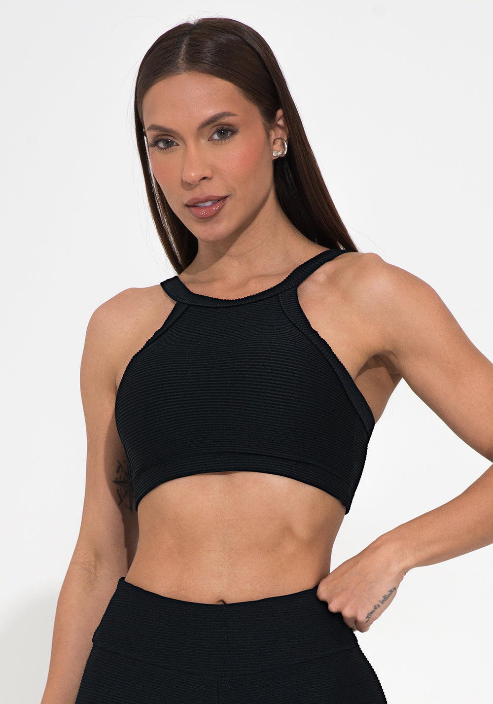 Top Fitness Feminino Preto Canelado Decote Alto Action Dlk