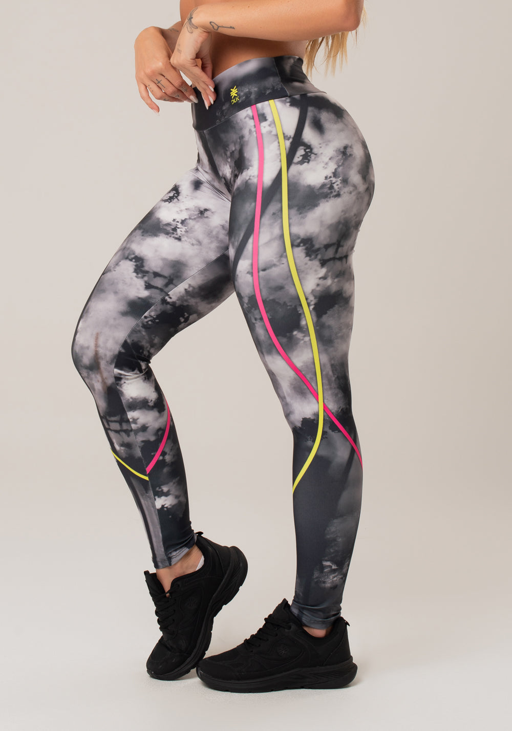 Legging Fitness Feminina New Printed Estampada Fire Black Dlk