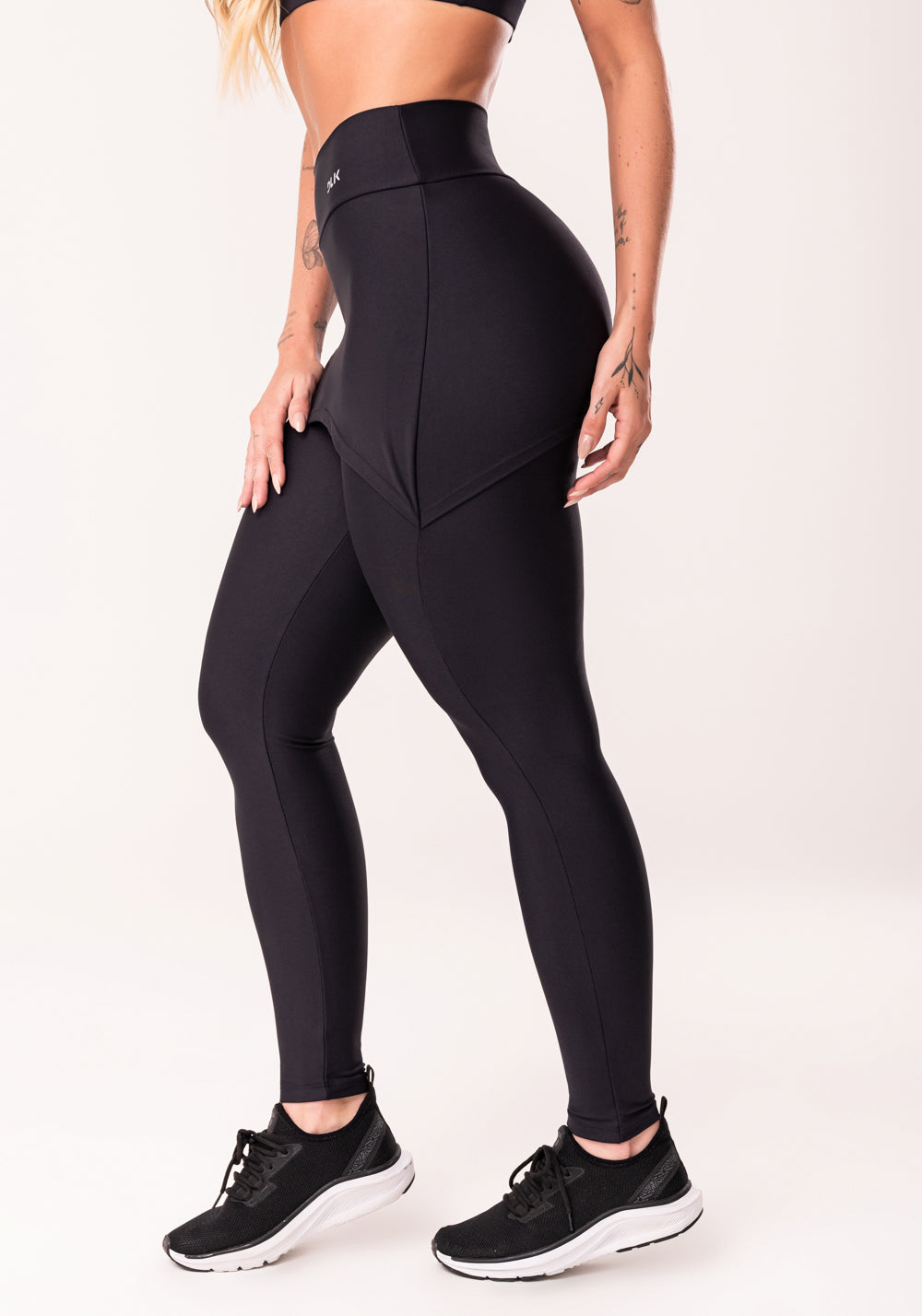 Calça Legging Preta Com Tapa Bumbum Básica Dlk