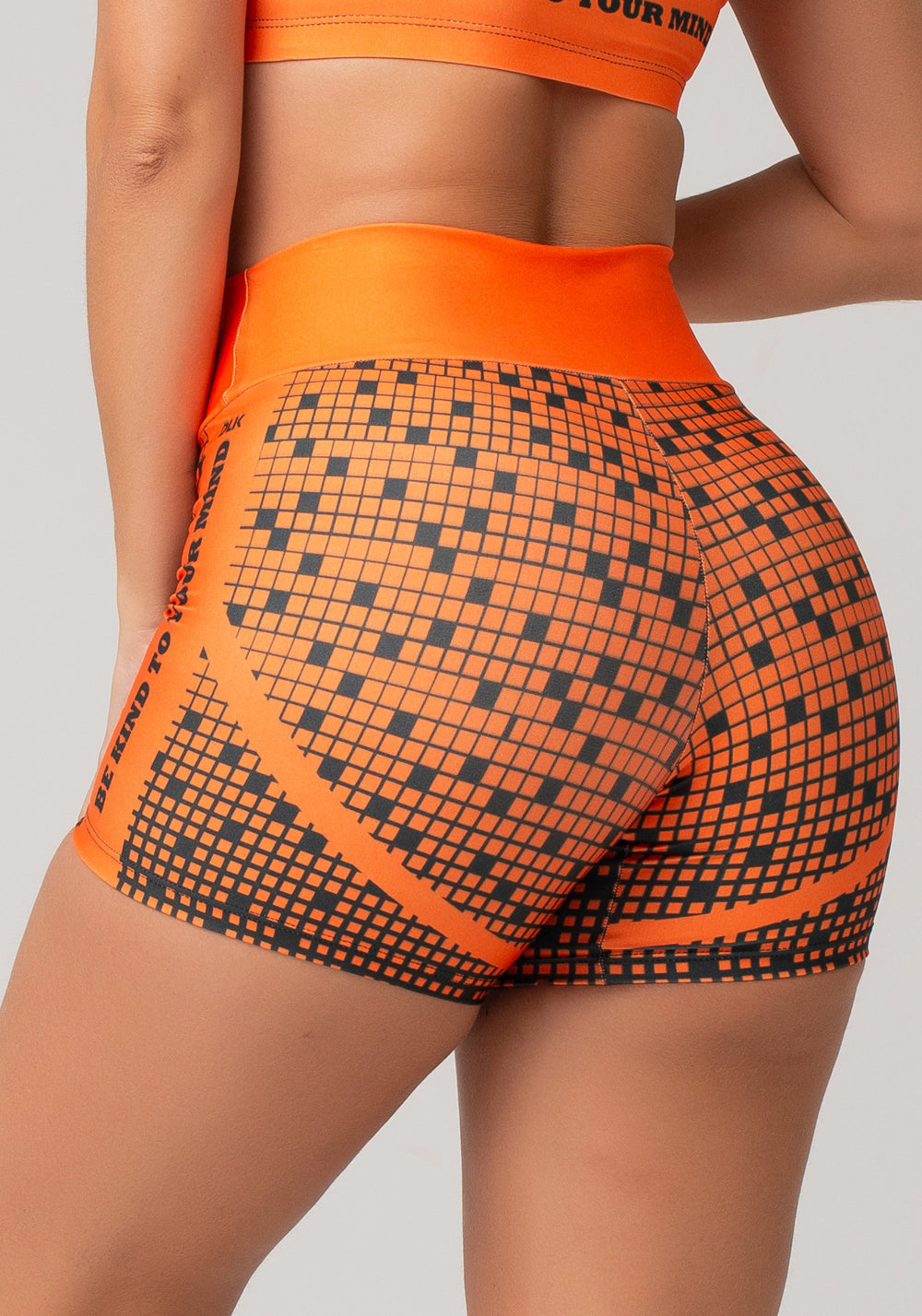 Short Fitness Feminino New Printed Estampado Gradiente Square Laranja Dlk