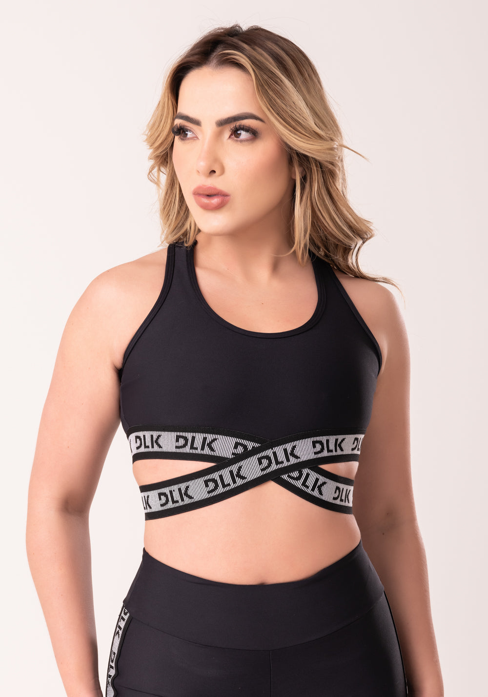Top Fitness Feminino Preto Com Elástico Cruzado Canelado Intense Dlk