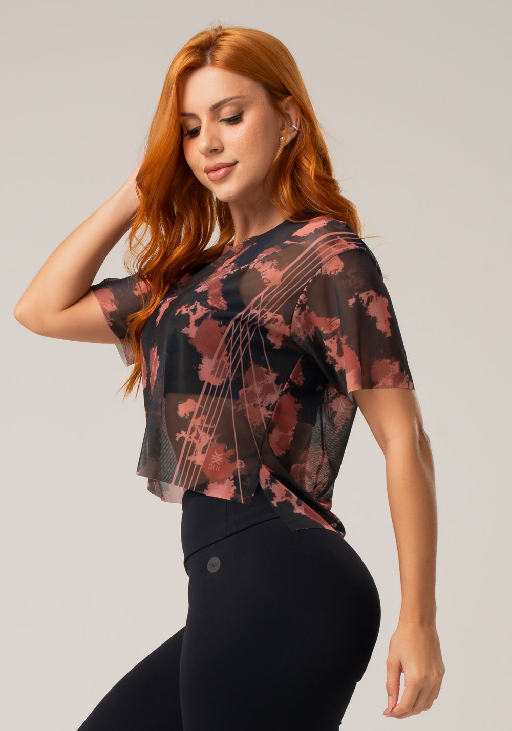 Blusa Feminina Em Tule New Printed Estampada Camuflado Rosé Dlk