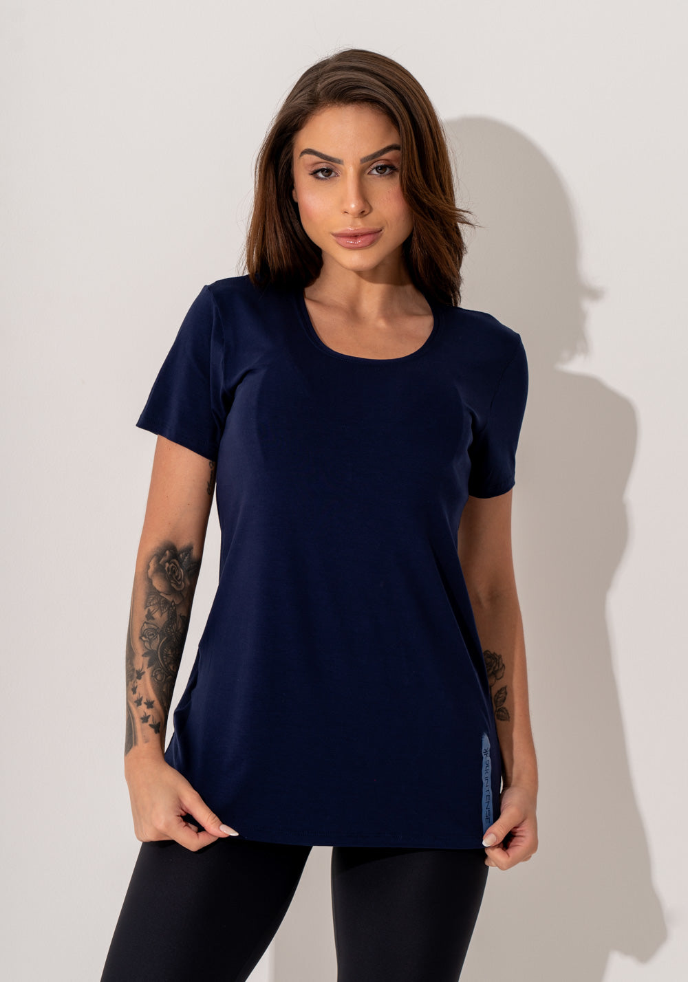 Blusa Fitness Feminina Marinho Viscolycra Com Silk Intense Dlk
