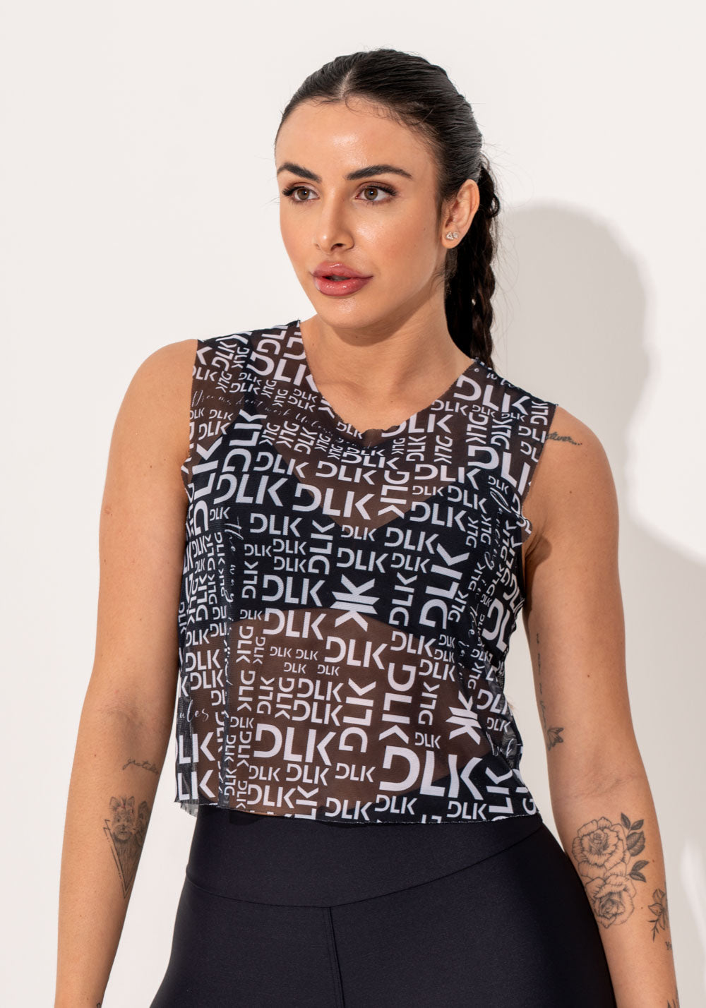 Cropped Fitness Feminino Preto Estampado Frases Intense Dlk