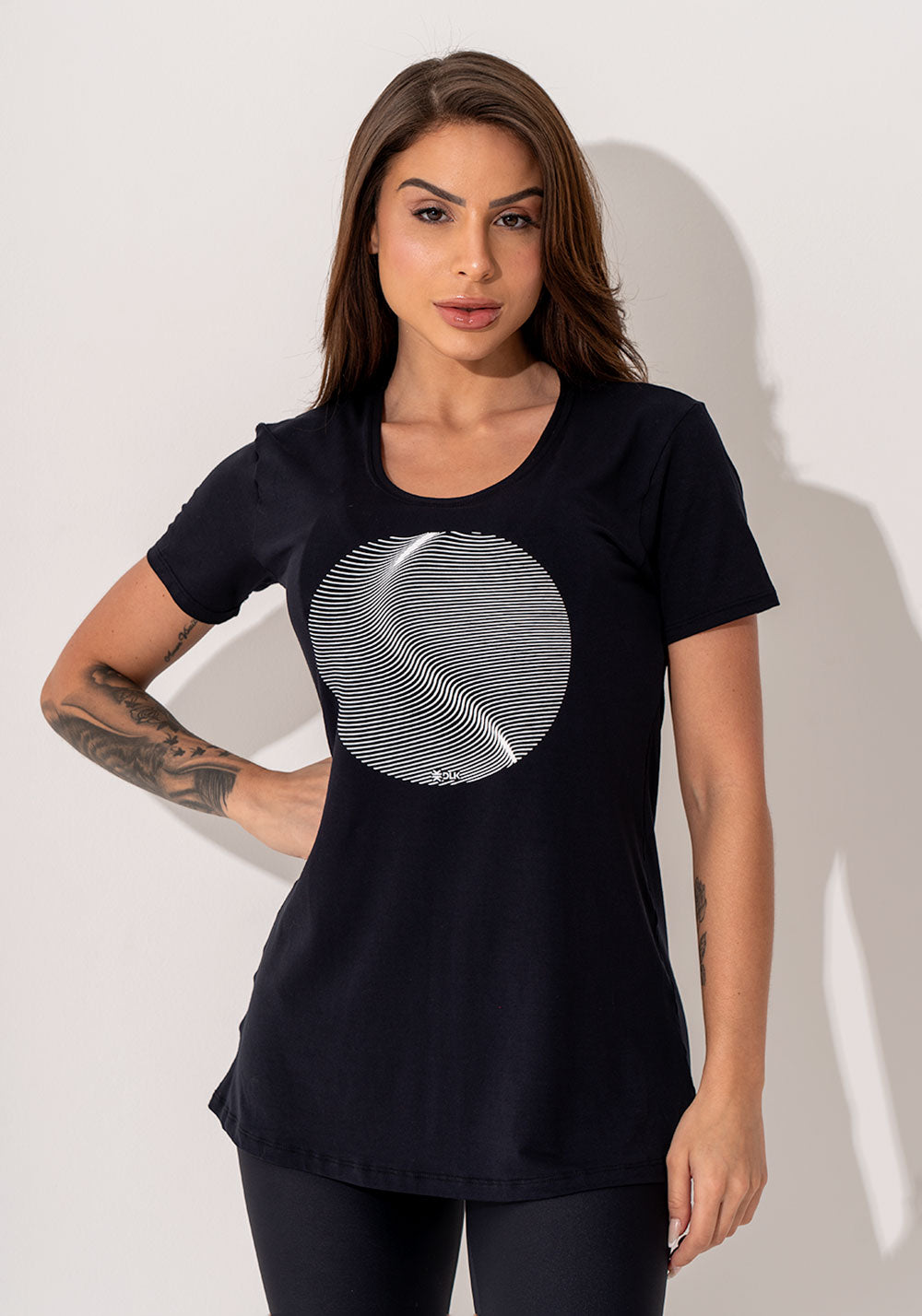 Blusa Fitness Feminina Preto Viscolycra Com Silk Abstract Circle Intense Dlk