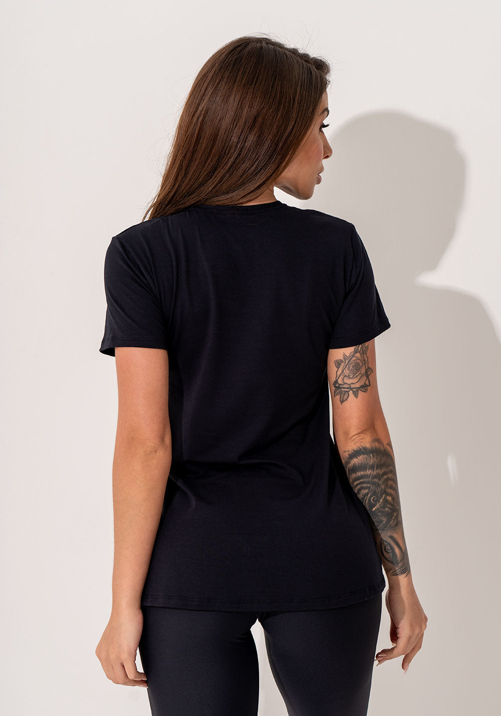 Blusa Fitness Feminina Preto Viscolycra Com Silk Waves Intense Dlk