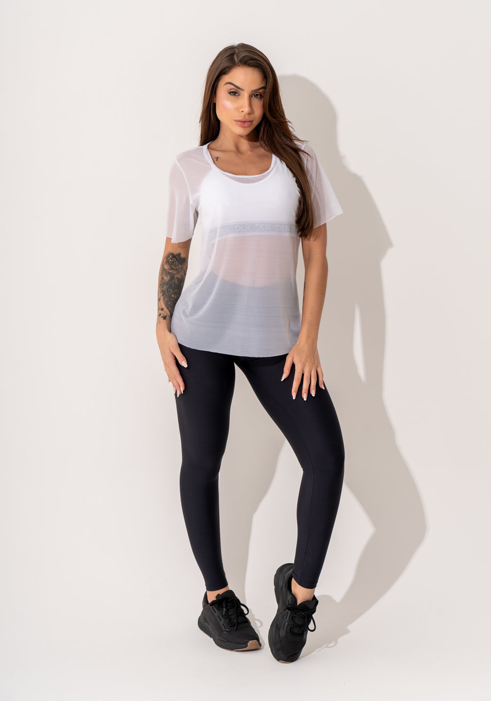Blusa Fitness Feminina Manga Curta Tule Branco Intense Dlk