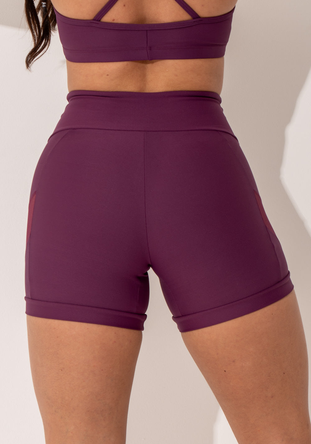 Short Fitness Feminino Malbec Com Recorte Lateral Em Tule Intense Dlk