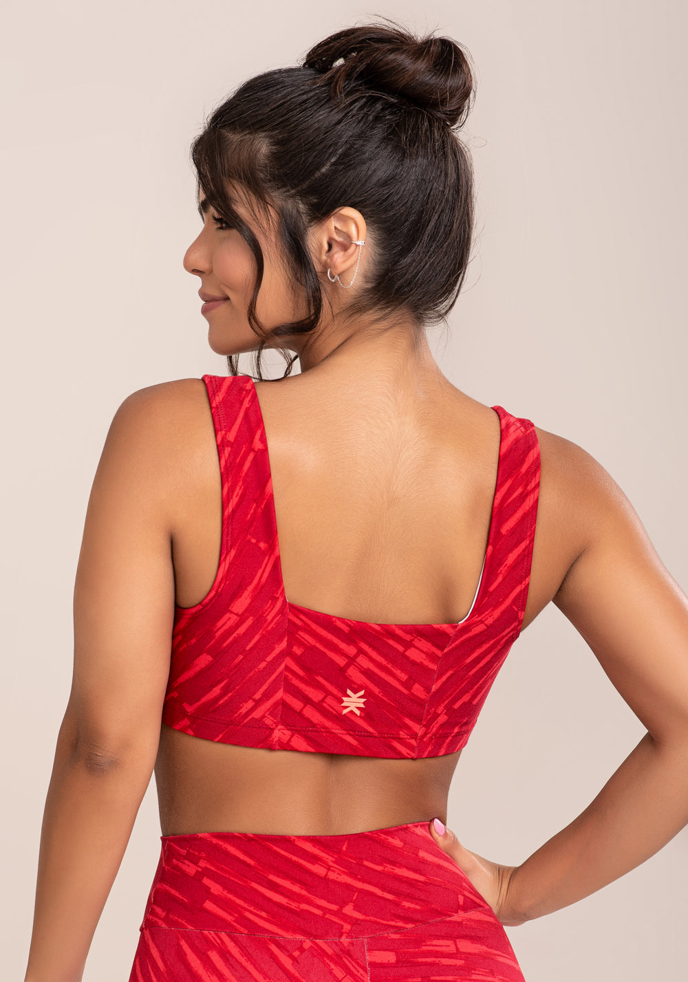 Top Fitness Feminino Euphoria Com Decote Reto Estampa Brush Pink Dlk