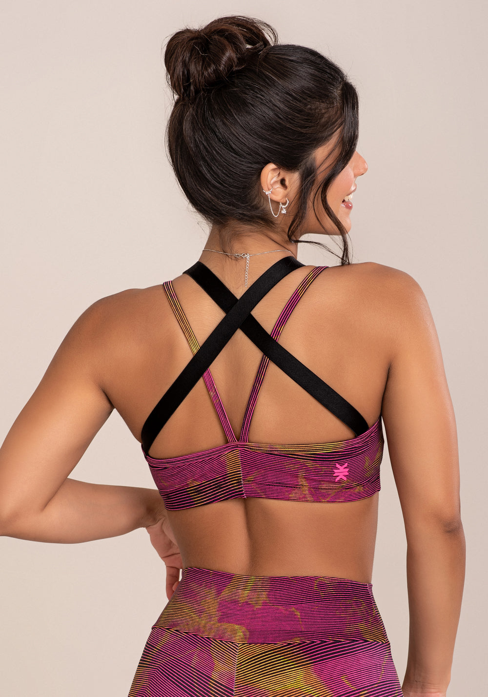 Top Fitness Feminino Euphoria Com Alça Dupla Estampa Smoke Lines Dlk