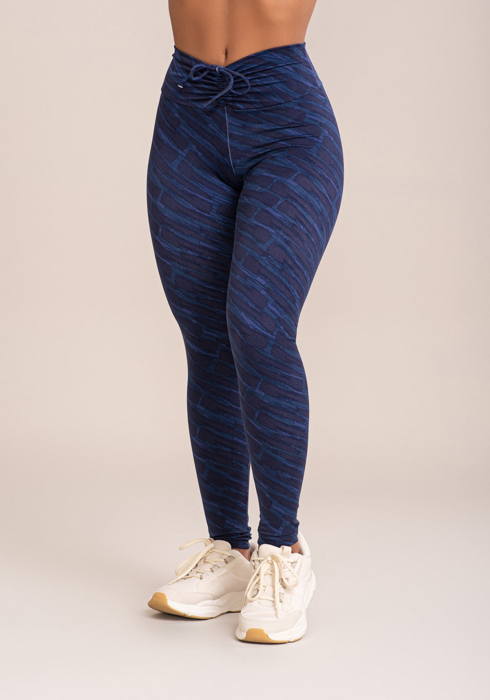 Legging Fitness Feminina Euphoria Com Franzido E Amarração Estampa Brush Blue Dlk