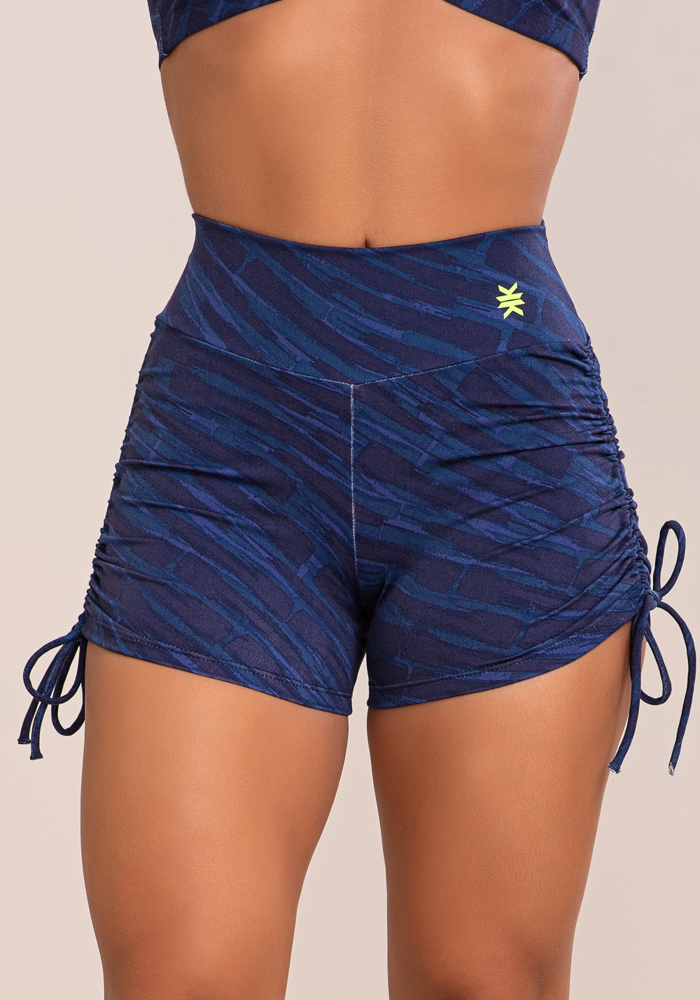 Short Fitness Feminino Euphoria Com Franzido E Amarração Estampa Brush Blue Dlk
