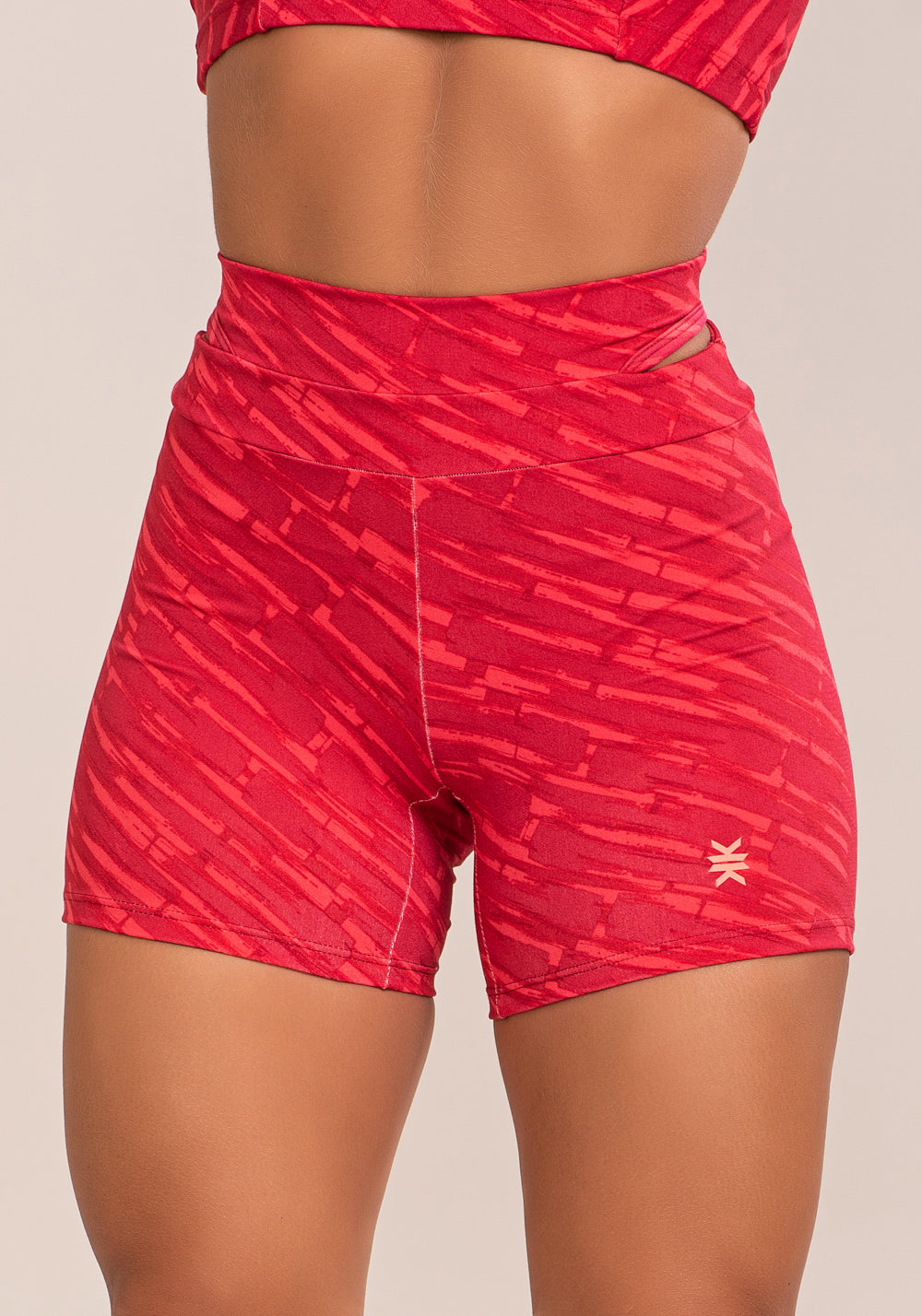 Short Fitness Feminino Euphoria Com Detalhe Vazado Estampa Brush Pink Dlk